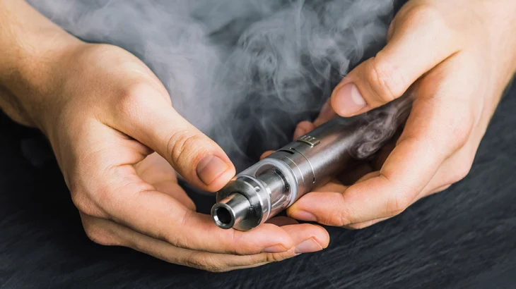 Депутат Горячева: Работодателя могут оштрафовать за курение вейпов в офисе Депутат Горячева: Работодателя могут оштрафовать за курение вейпов в офисе