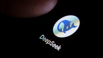 РКН заявил, что не вводил ограничений в отношении DeepSeek