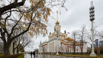 За две недели выставку в Центральном павильоне ВДНХ посетили 10 тысяч человек