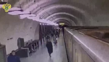 Мужчина напал с ножом на девушку в московском метро за отказ проводить ее до дома