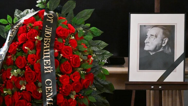 Народного артиста СССР Юрия Владимирова похоронили на Даниловском кладбище Народного артиста СССР Юрия Владимирова похоронили на Даниловском кладбище