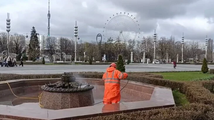 В Москве начался финальный этап подготовки фонтанов к открытию сезона В Москве начался финальный этап подготовки фонтанов к открытию сезона