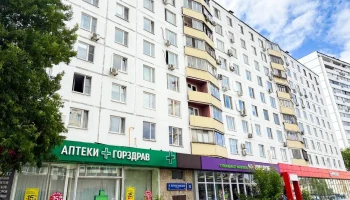 Более 50 новых лифтов установят в ЦАО в 2026 году по программе капремонта жилья