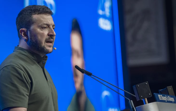 Зеленский: Украина не может вооружить 4 из 14 армейских бригад Зеленский: Украина не может вооружить 4 из 14 армейских бригад