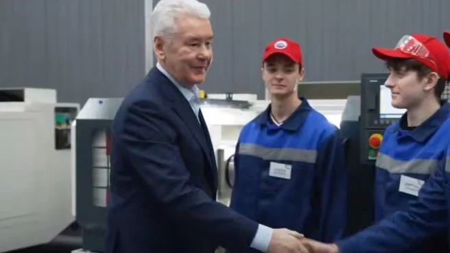 Собянин: Транспортные специальности в колледжах Москвы стали популярнее Собянин: Транспортные специальности в колледжах Москвы стали популярнее