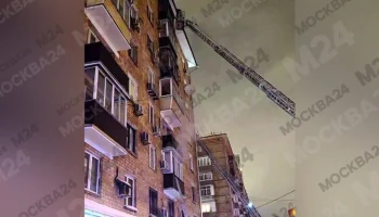 Жильцов дома в Москве после пожара разместили в центре московского долголетия