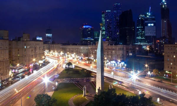 Участники СВО Шарипов и Шелковой вышли на связь с экипажами марафона &laquo;Города-герои &mdash; города героев&raquo;