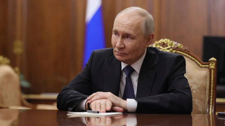 Путин внес три кандидатуры на пост главы Северной Осетии Путин внес три кандидатуры на пост главы Северной Осетии