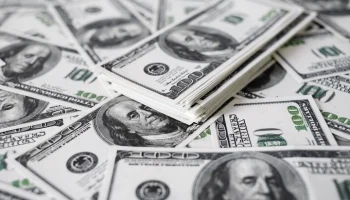 Лавров заявил, что РФ приходится искать альтернативные доллару платежные инструменты