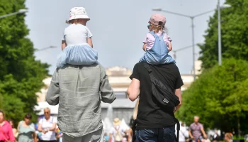 Переменная облачность и до 23 градусов тепла ожидает москвичей 22 июня