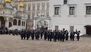 Караулы развели в Кремле в последний раз в 2025 году