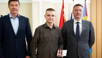 Полицейского, спасшего из огня женщину и ребенка в Люберцах, наградили медалью Полицейского, спасшего из огня женщину и ребенка в Люберцах, наградили медалью