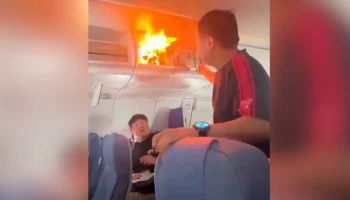 Самолет Air China экстренно сел в Шанхае из-за загоревшегося на борту аккумулятора