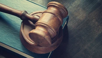Бывших замов губернатора Белгородской области отправили в колонию за хищения