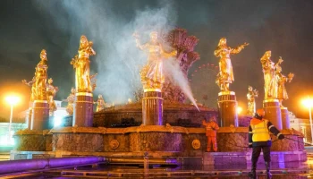Фонтаны на ВДНХ начали готовить к открытию сезона
