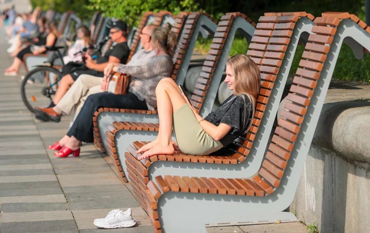 Синоптик Позднякова назвала российские регионы с аномальной жарой до конца лета