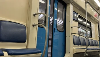 Отряд рыцарей в латах и с топорами заметили на станции &laquo;Комсомольская&raquo;