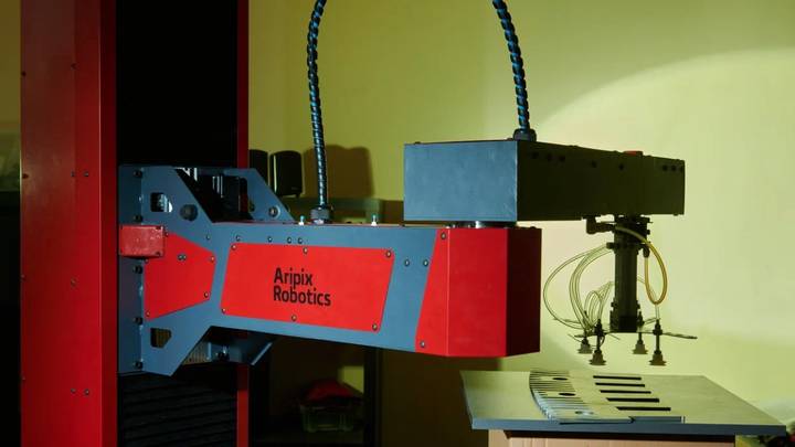 На московских заводах и складах трудятся роботы