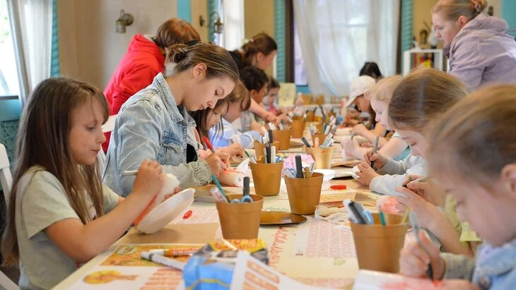 Мастер-классы и праздничные гуляния пройдут на фестивале "Пасхальный дар" в Москве Мастер-классы и праздничные гуляния пройдут на фестивале "Пасхальный дар" в Москве