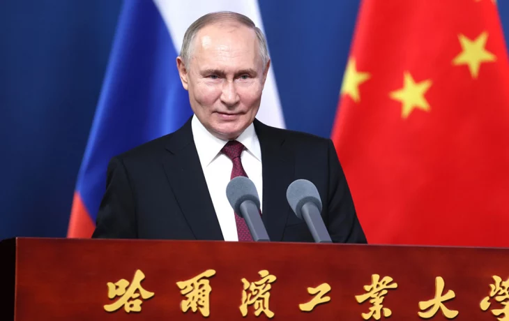 «С дуба рухнули»: главное из заявлений Путина по Украине в Харбине «С дуба рухнули»: главное из заявлений Путина по Украине в Харбине