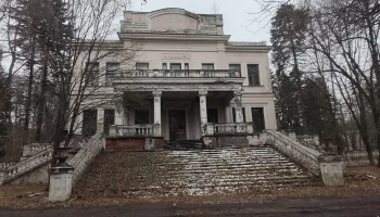 СМИ: Дачу Сталина в Подмосковье купил фонд, связанный с экс-министром Ткачевым