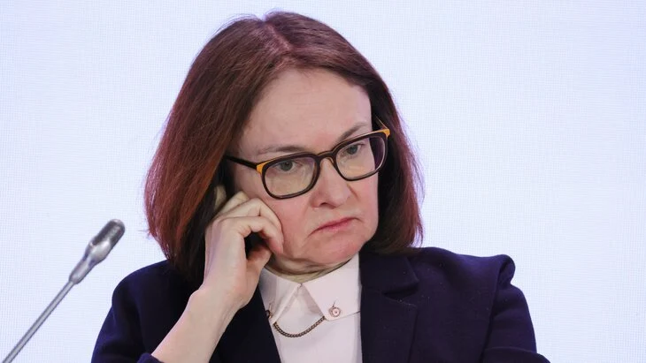 Набиуллина заявила, что время для брошек еще не пришло Набиуллина заявила, что время для брошек еще не пришло
