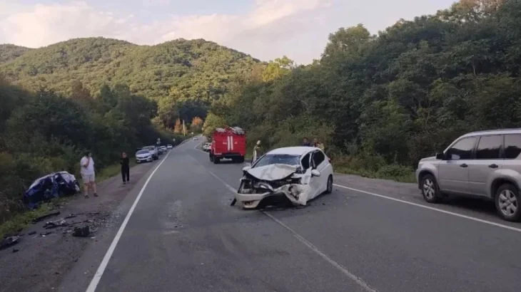Три человека пострадали в ДТП на улице Профессора Шапкина во Владивостоке Три человека пострадали в ДТП на улице Профессора Шапкина во Владивостоке