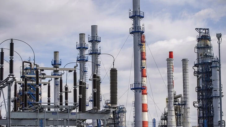 Кабмин РФ распространил запрет на экспорт бензина на производителей нефтепродуктов Кабмин РФ распространил запрет на экспорт бензина на производителей нефтепродуктов