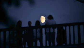 Московский планетарий рассказал сразу о двух суперлуниях в ближайшие дни