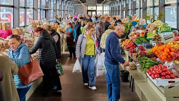 Около 200 тыс человек посещают ярмарки выходного дня каждые выходные сентября