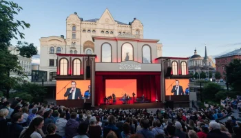 Сергунина: Участниками фестиваля &laquo;Театральный бульвар&raquo; стали уже более 100 российских коллективов
