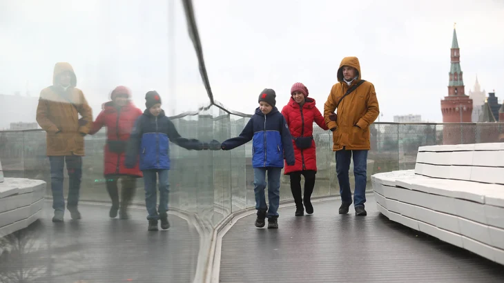 Синоптики сообщили о пасмурной и ветреной погоде в Москве 9 декабря Синоптики сообщили о пасмурной и ветреной погоде в Москве 9 декабря