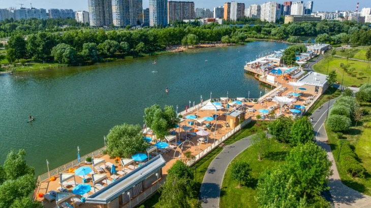 Пляжные зоны возле Черневских и Ясеневских прудов обустроили на юго-западе Москвы Пляжные зоны возле Черневских и Ясеневских прудов обустроили на юго-западе Москвы