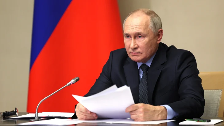 ВЦИОМ: 71,1 процента россиян доверяют Путину, 65,3 процента одобряют его работу ВЦИОМ: 71,1 процента россиян доверяют Путину, 65,3 процента одобряют его работу