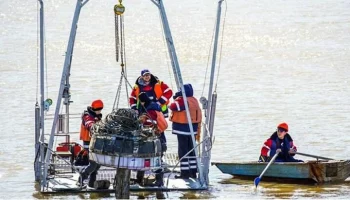 Более 15 плавающих фонтанов демонтировали на зиму в Москве