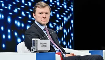 Владимир Ефимов: Свыше 240 тысяч деревьев и кустарников высадили возле новостроек по реновации