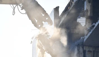 Незаконно реконструированное строение демонтировали в Хорошевском районе