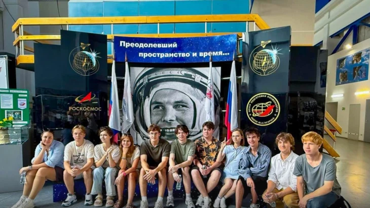 Собянин: Школьники из Москвы завоевали кубок на инженерно-космическом конкурсе Собянин: Школьники из Москвы завоевали кубок на инженерно-космическом конкурсе