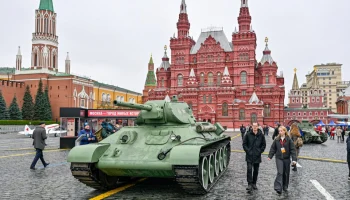 Собянин: Участники СВО посетили музей, открытый в память о Параде 1941 года