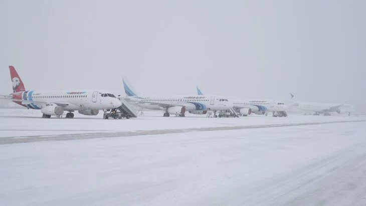 Пассажиры не пострадали в результате выкатывания самолета с ВПП в Норильске