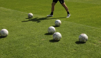 УЕФА не стал отменять матчи Лиги чемпионов после сообщений об угрозе терактов