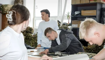 Волонтеры Москвы изготовили защитные муфты для операторов беспилотных летательных аппаратов в зоне С