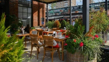 Сезон летних веранд в Москве может продлиться до ноября