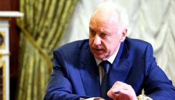 Бастрыкин поручил доложить по информации о блогере, избивающем людей на камеру