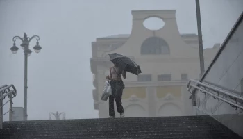 Городские службы Москвы переведены в режим повышенной готовности из-за непогоды