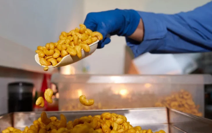 Столичный производитель ореховых снеков нарастил выпуск более чем вдвое Столичный производитель ореховых снеков нарастил выпуск более чем вдвое