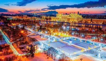 Благотворительный день организуют на катке ВДНХ в рамках проекта "Зима в Москве"