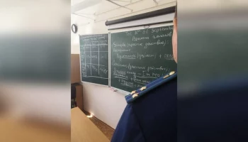 Замдиректора школы в Челябинске был задержан после нападения ученика на сверстников