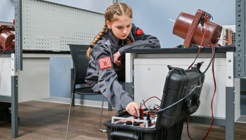 Собянин: В Москве в ближайшие годы построят семь инновационных колледжей