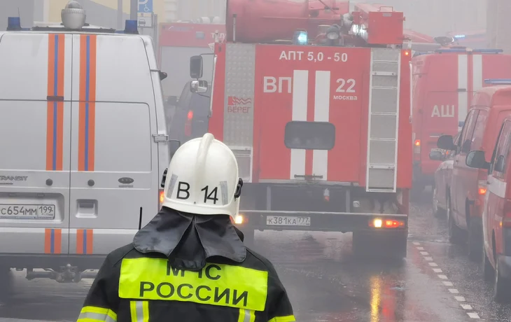 Хостел загорелся на северо-западе Москвы на площади 1500 квадратных метров